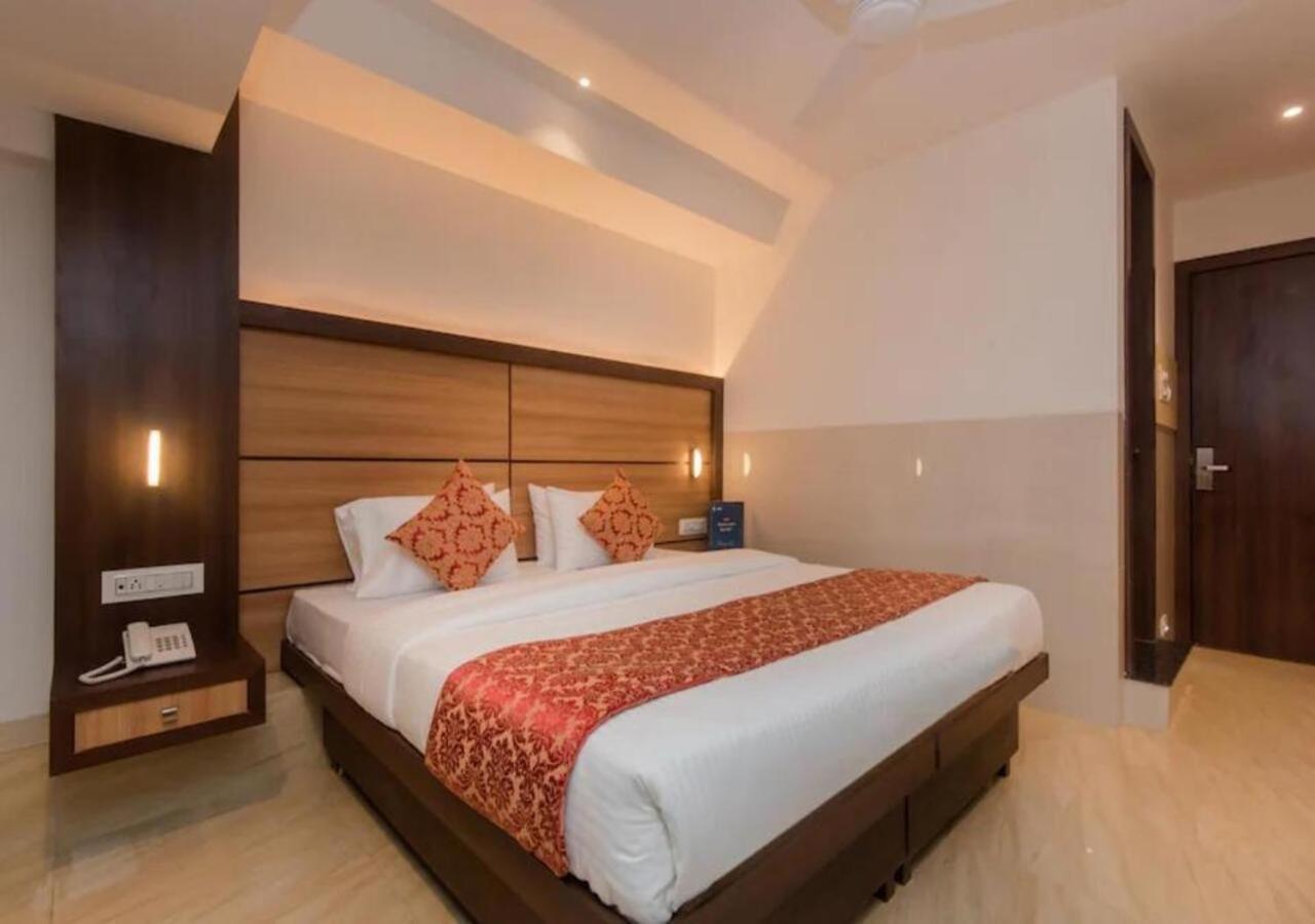 Hotel Mourya Residency Navi Mumbai Eksteriør billede